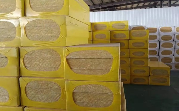 南陽復合巖棉板的結構是什么？